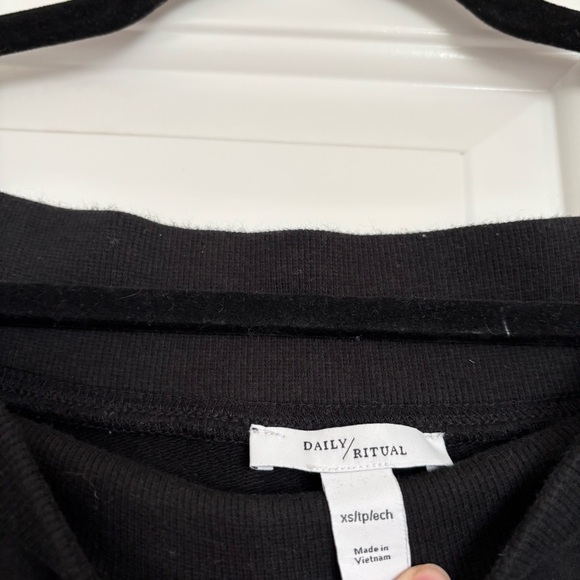 Daily Ritual Off Shoulder Tunic - Picture 5 of 7